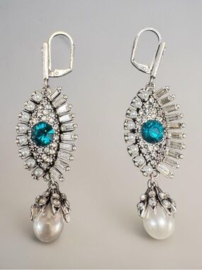 Alexander McQueen Teal Crystal and Faux Pearl Drop Earrings in Silver